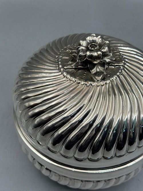 Silver-plated Bektashi bonbonniere with hand-engraved inlay detailing, handcrafted in Istanbul's Grand Bazaar