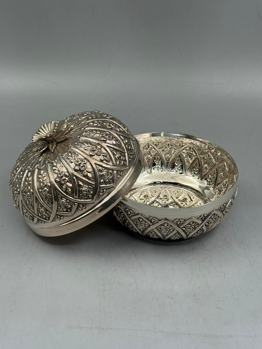Silver-plated bonbonniere with hand-sculpted rose detail finial, handcrafted in Istanbul's Grand Bazaar
