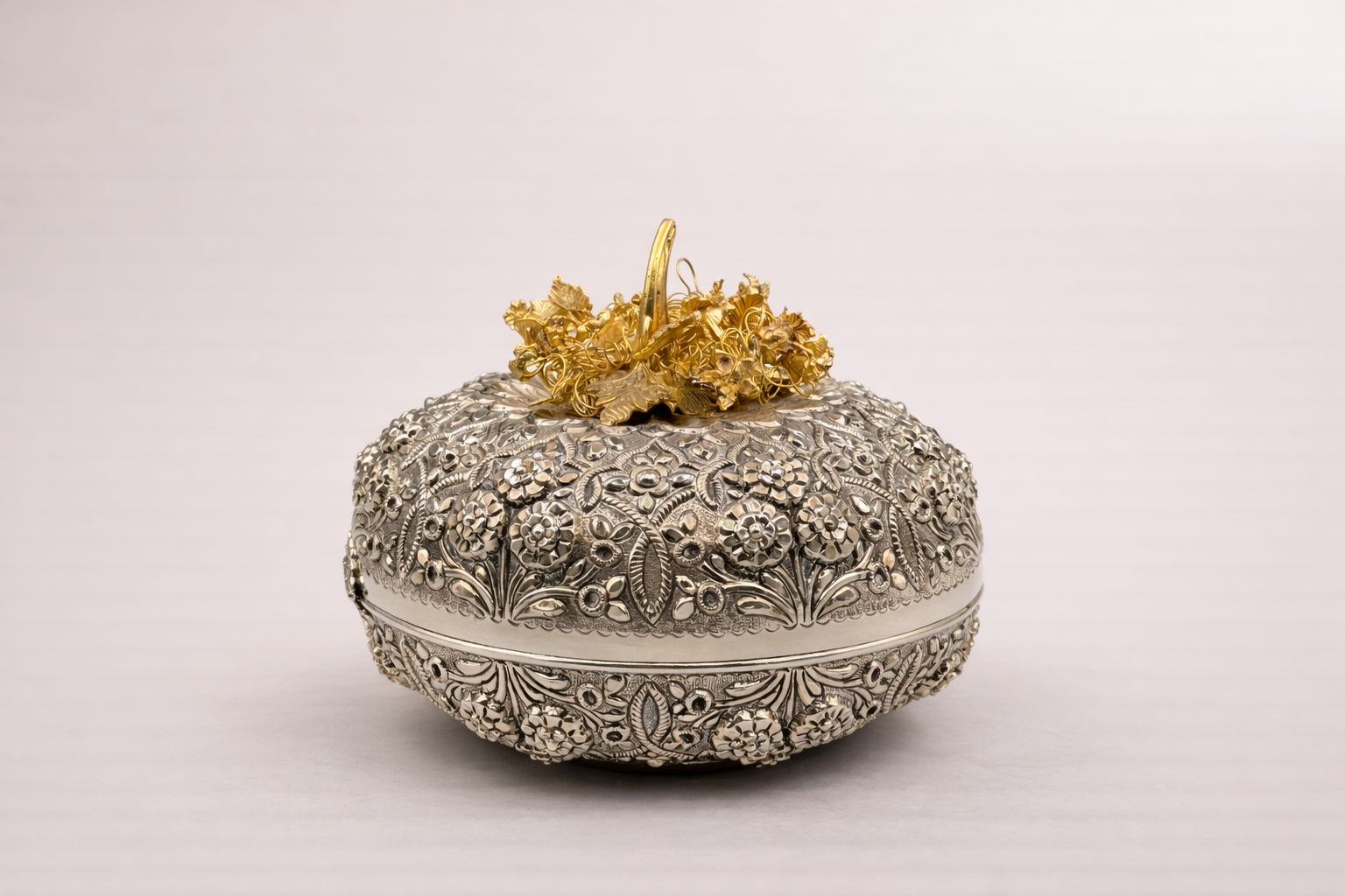 Silver-plated bonbonniere with hand-applied gold accent detailing, handcrafted in Istanbul's Grand Bazaar