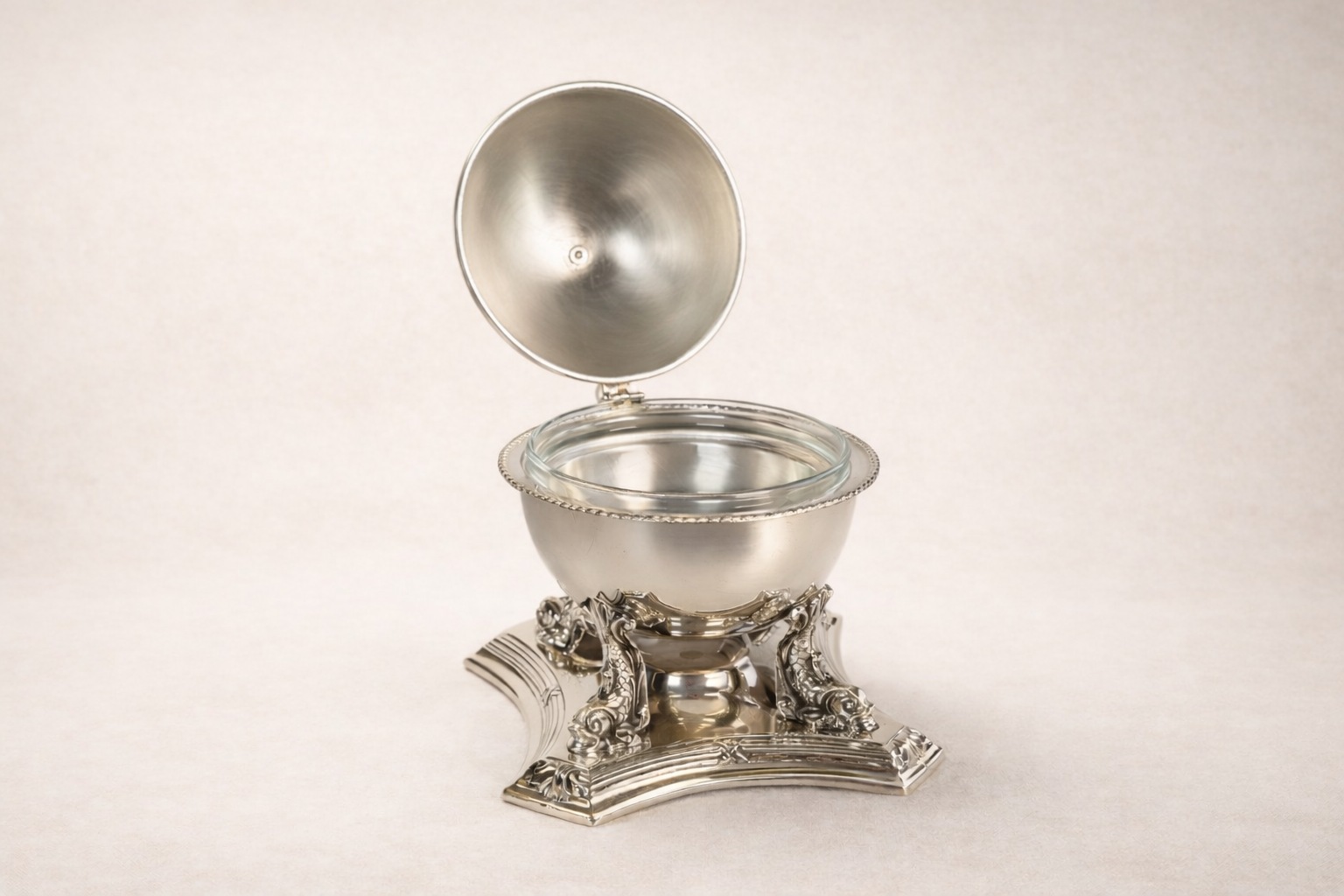 Globe Caviar Server — handcrafted silver-plated caviar server, Istanbul Grand Bazaar