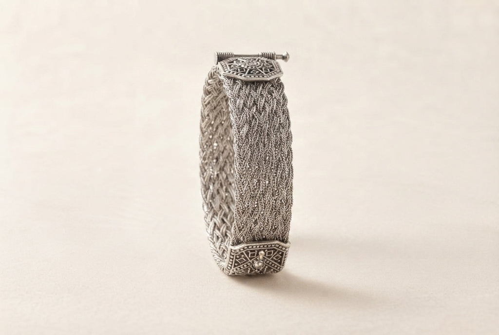 Lattice Cuff