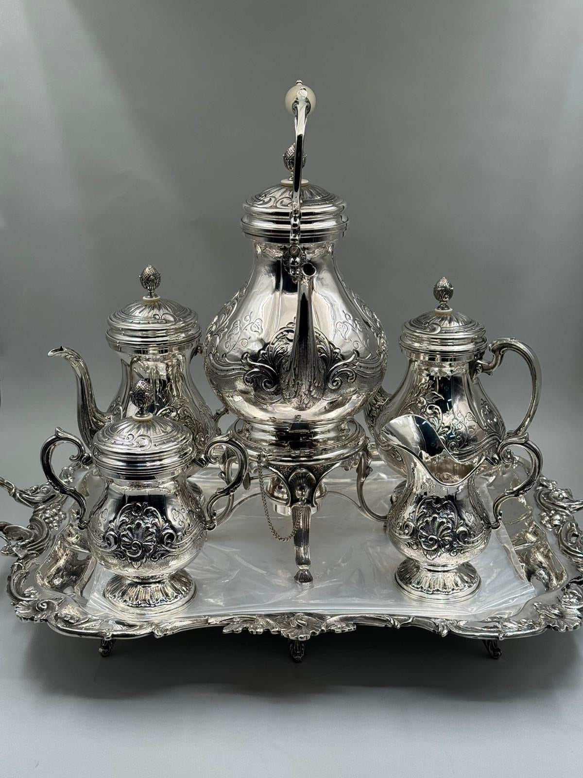 Ottoman Pearl Tea Service, six-piece silver-plated tea and samovar set with hand-repoussé acanthus surface, footed rectangular tray, Grand Bazaar Istanbul