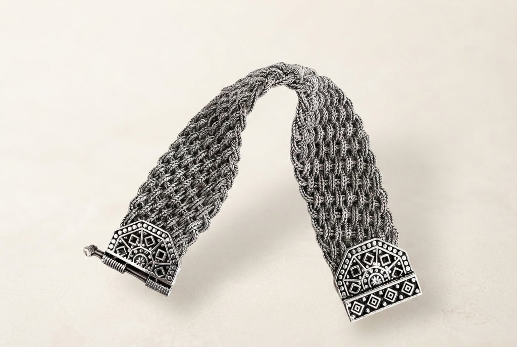 Lattice Cuff