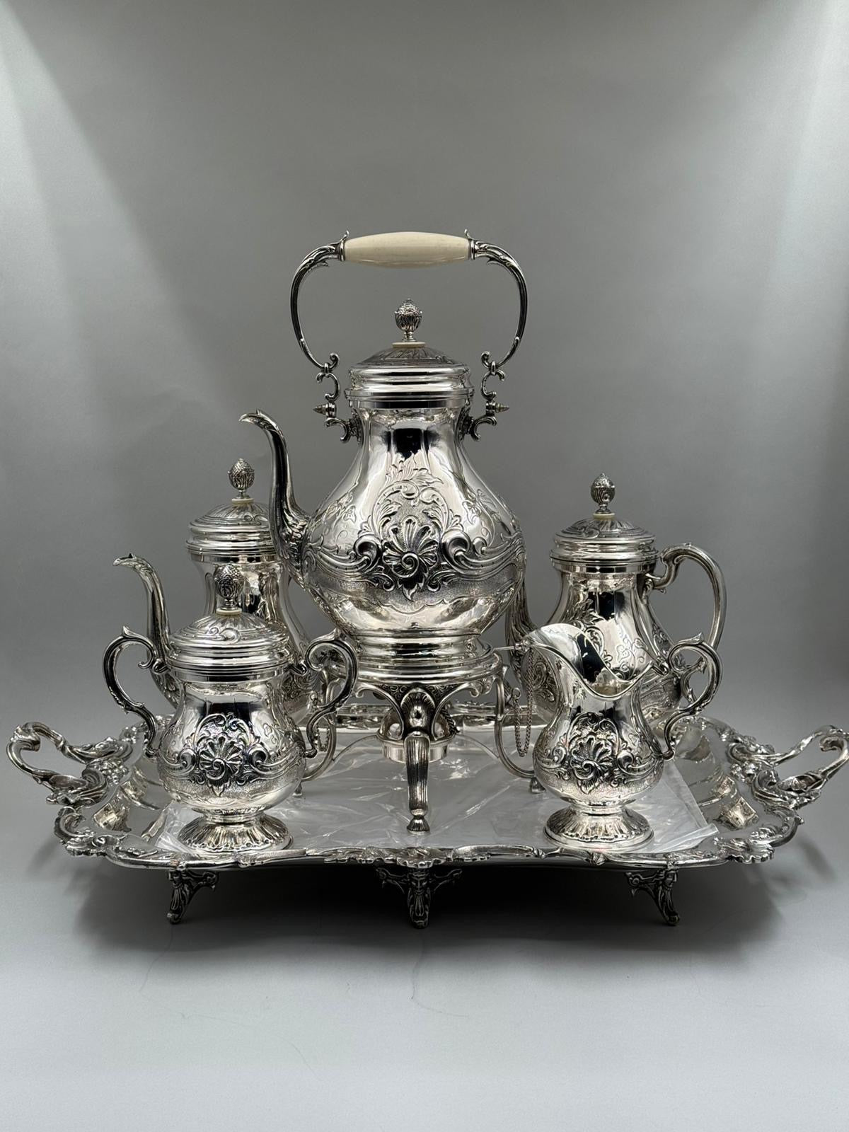 Ottoman Pearl Tea Service, six-piece silver-plated tea and samovar set with hand-repoussé acanthus surface, footed rectangular tray, Grand Bazaar Istanbul