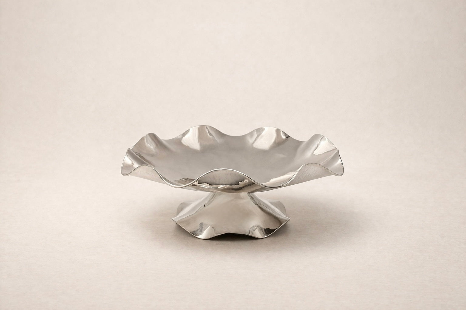 Wave Cake Stand — handcrafted silver-plated cake stand, Istanbul Grand Bazaar