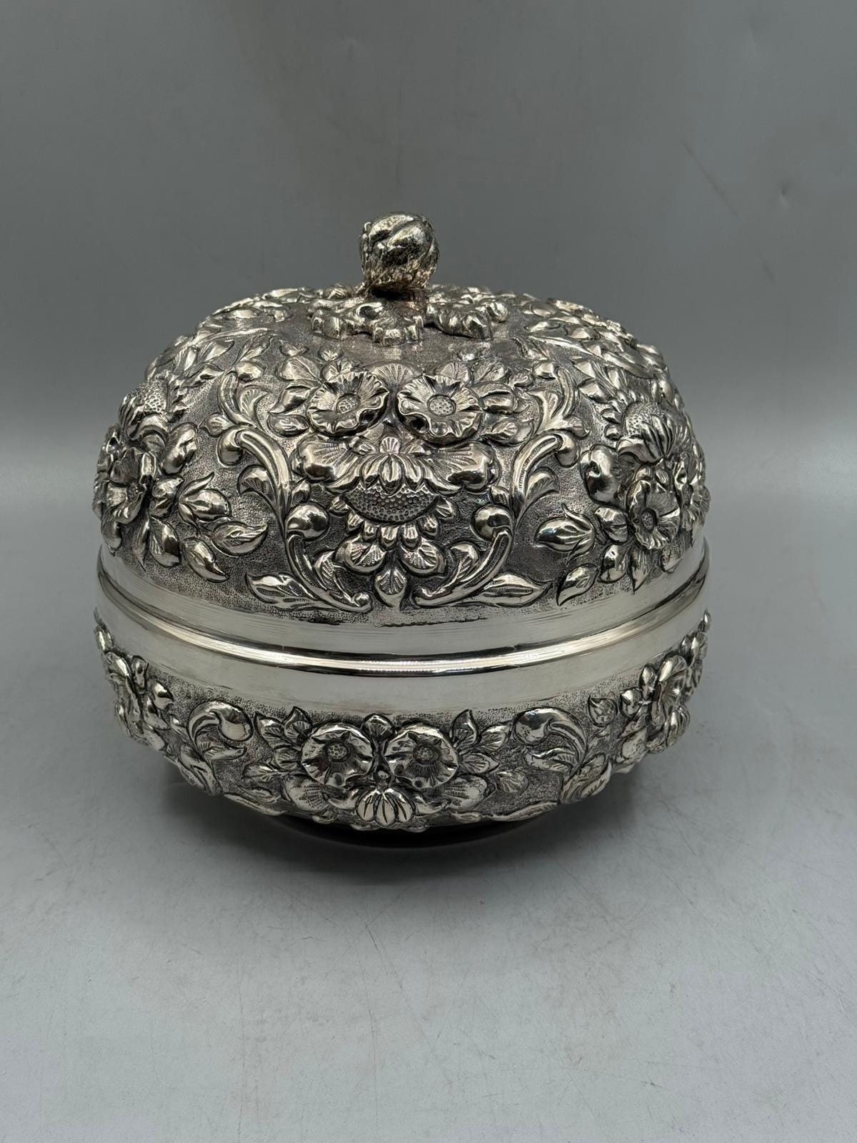 Silver-plated bonbonniere with hand-engraved floral texture surface, handcrafted in Istanbul's Grand Bazaar