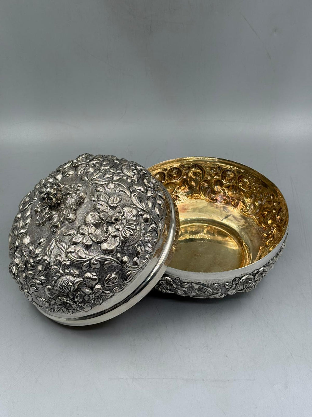 Silver-plated bonbonniere with hand-engraved floral texture surface, handcrafted in Istanbul's Grand Bazaar