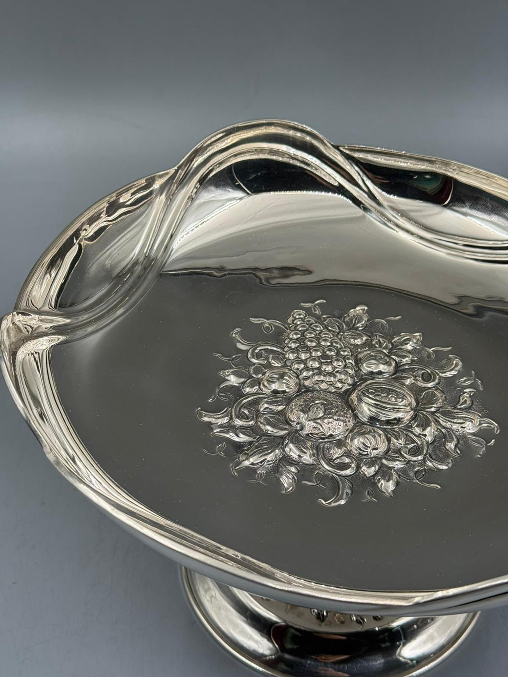 Scalloped Silver Cake Stand — handcrafted silver-plated cake stand, Istanbul Grand Bazaar