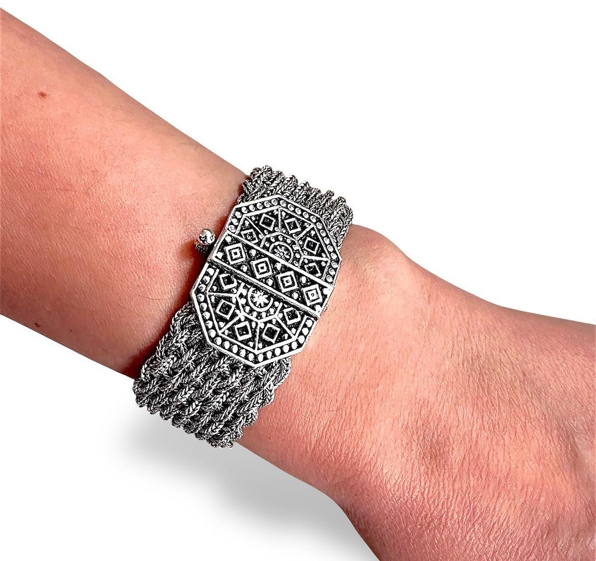 Lattice Cuff