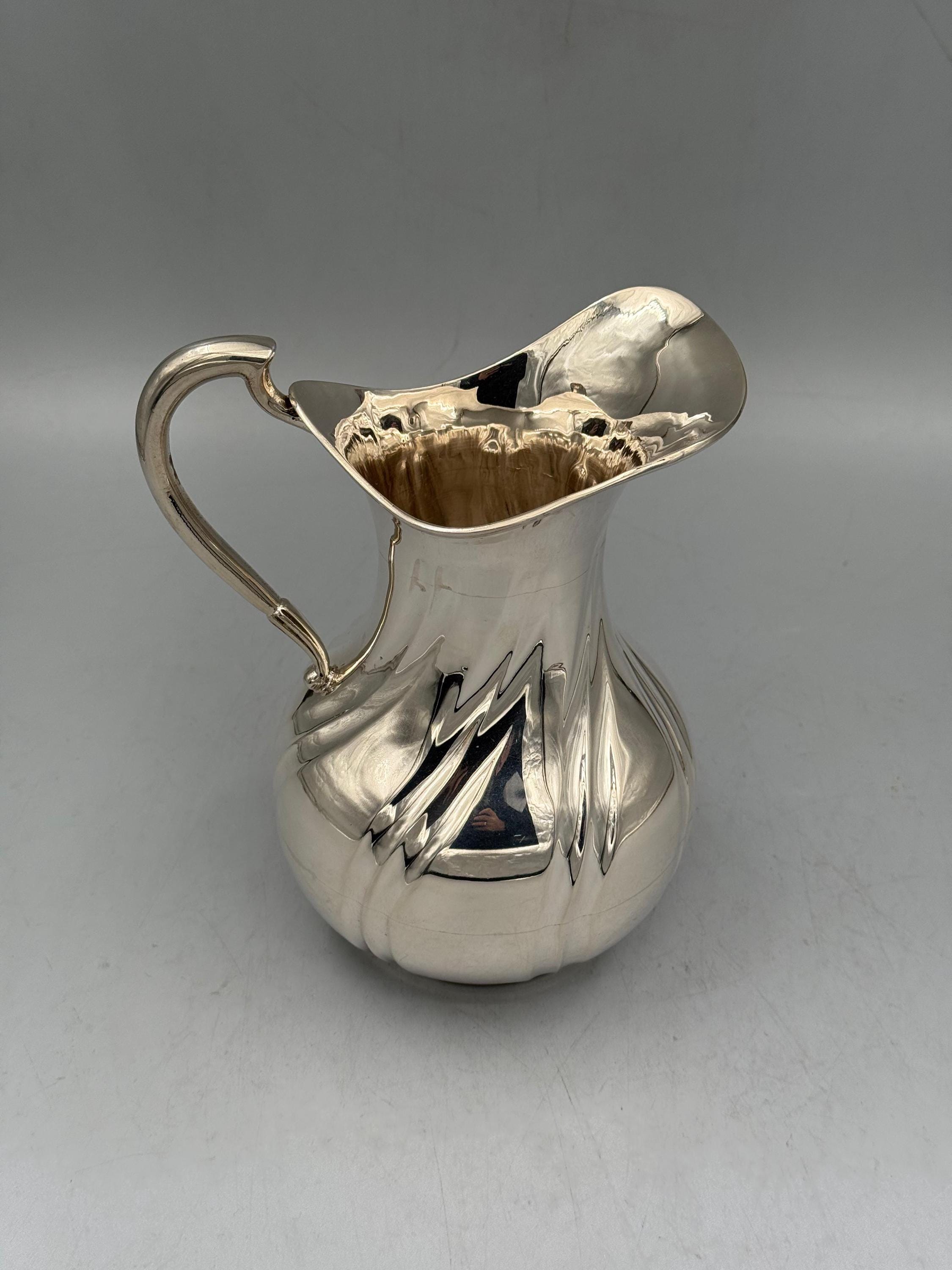 Rippled Ottoman Pitcher