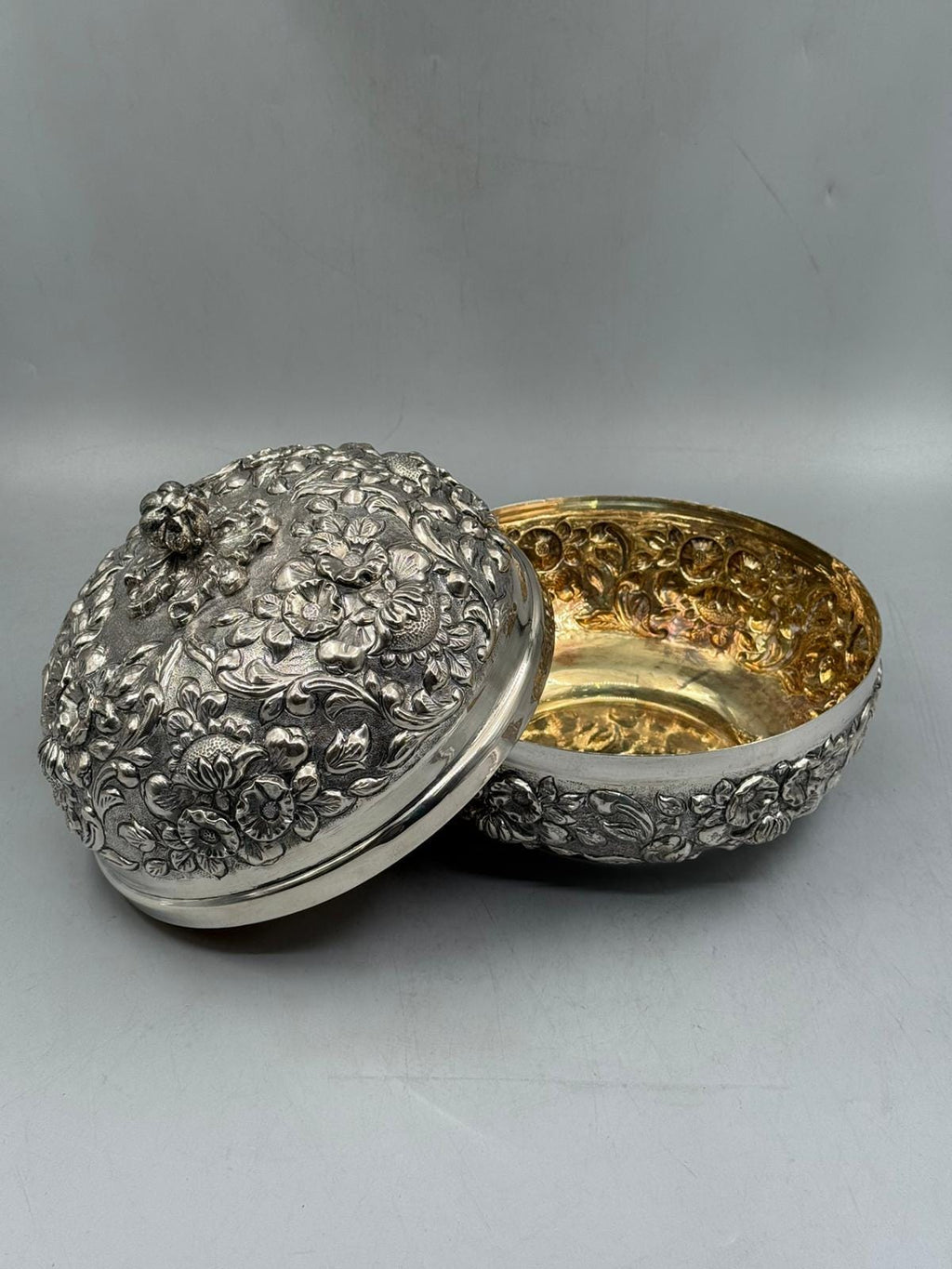 Silver-plated bonbonniere with hand-engraved floral texture surface, handcrafted in Istanbul's Grand Bazaar